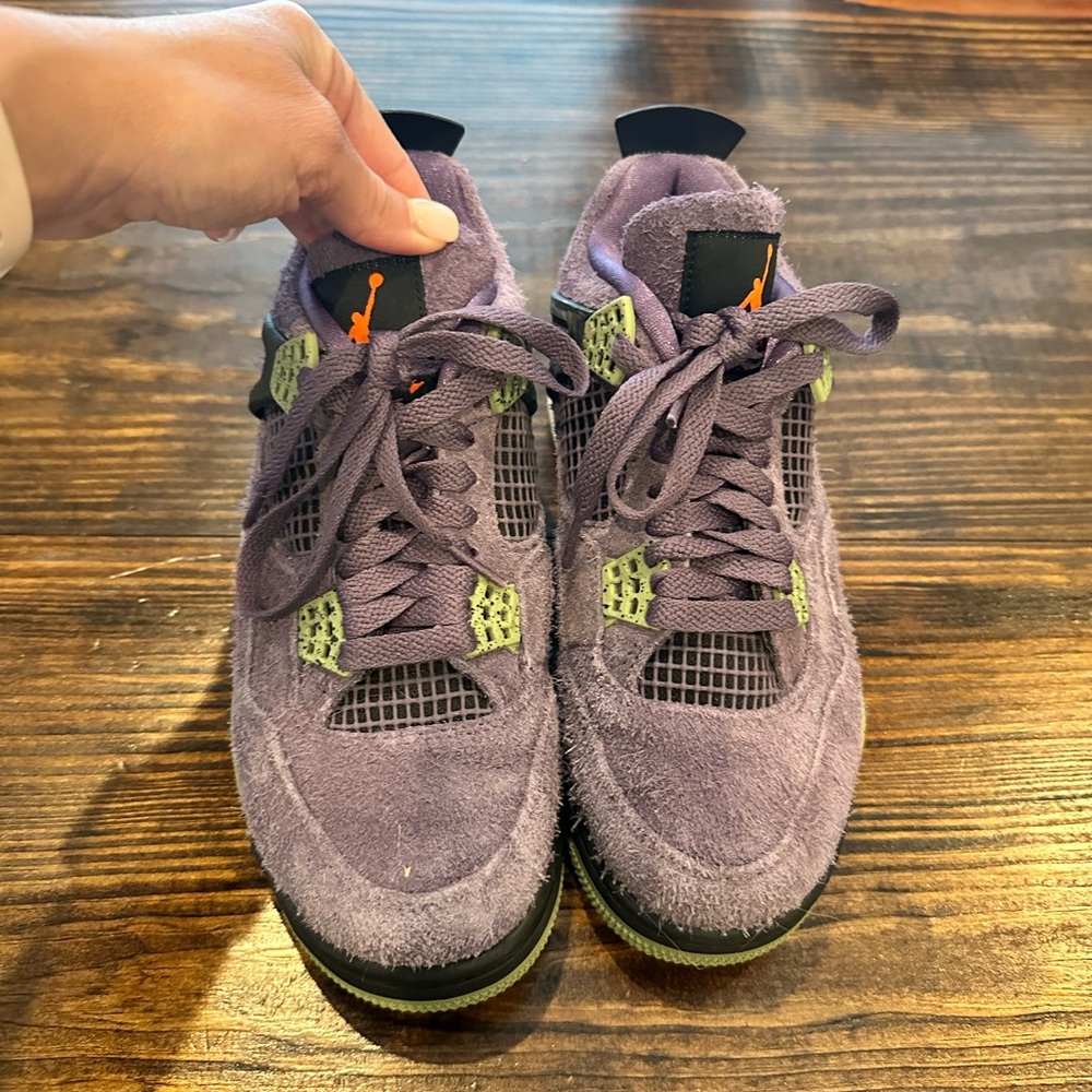 Canyon Jordan 4, gentle used size 7